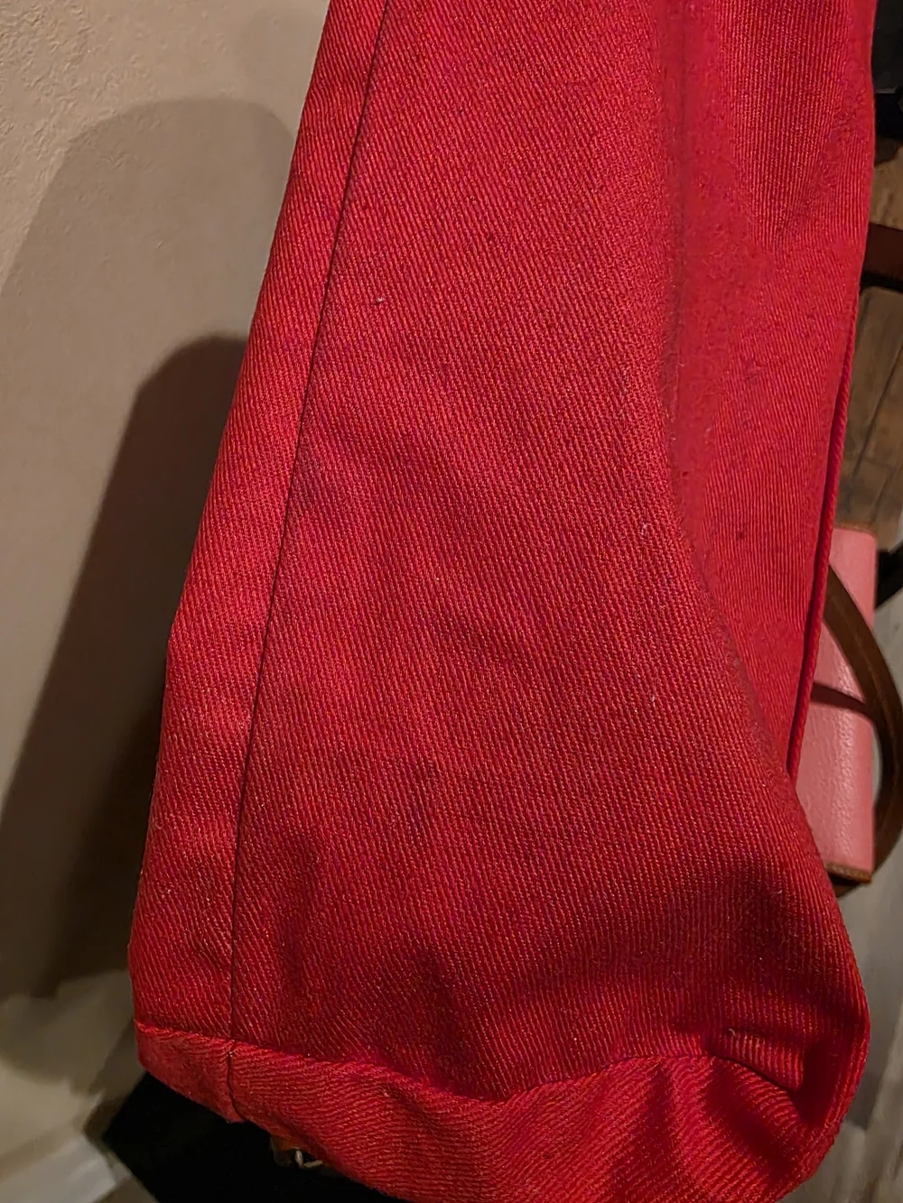 Dooney & Bourke stylish pink
